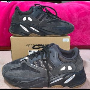 Authentic Adidas Yeezy 700 Utility Black